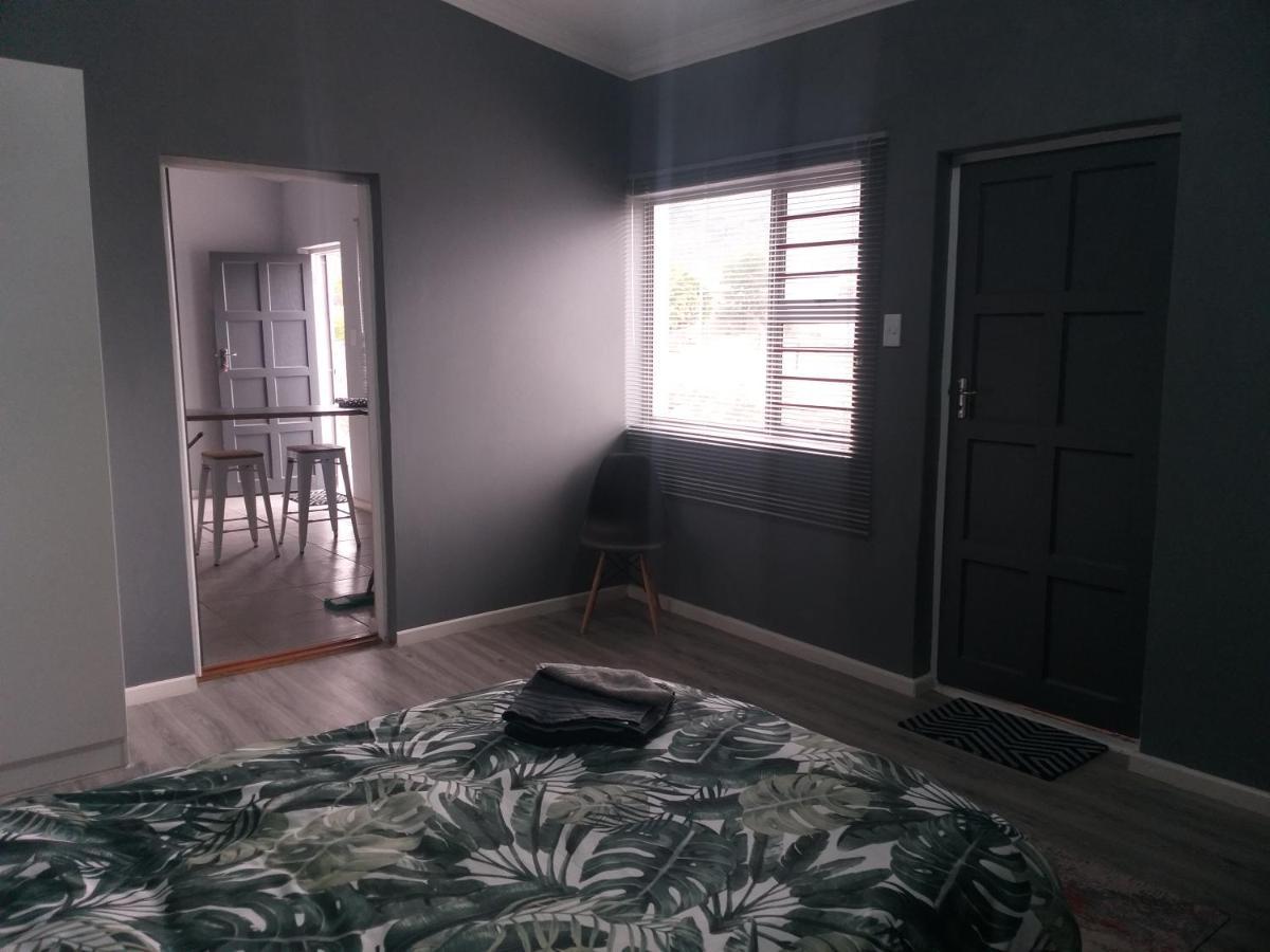 Apartmán Tj Self-Catering Graaff-Reinet Exteriér fotografie