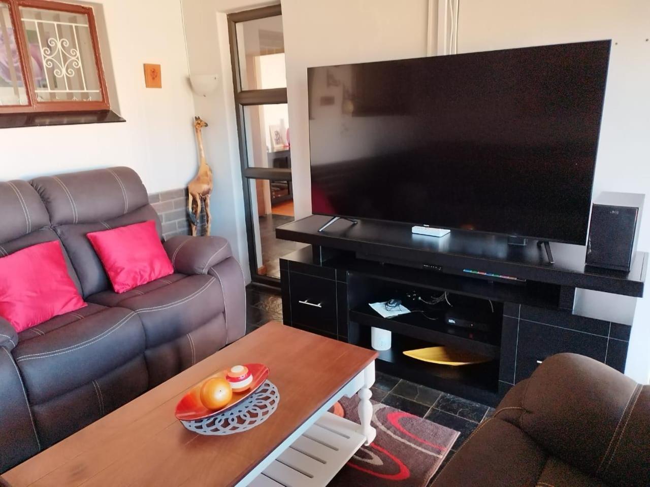 Apartmán Tj Self-Catering Graaff-Reinet Pokoj fotografie